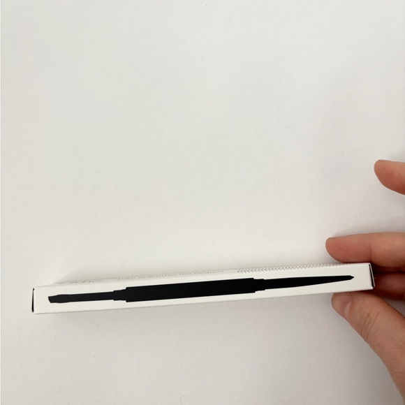 NWT Lithe High Definition Gel Eye Liner with Angled Brush - Picture 17 of 17